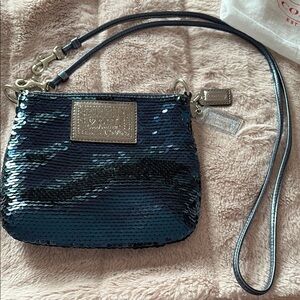 Coach Navy Shoulder/Crossbody body with Logo Interior Fabric